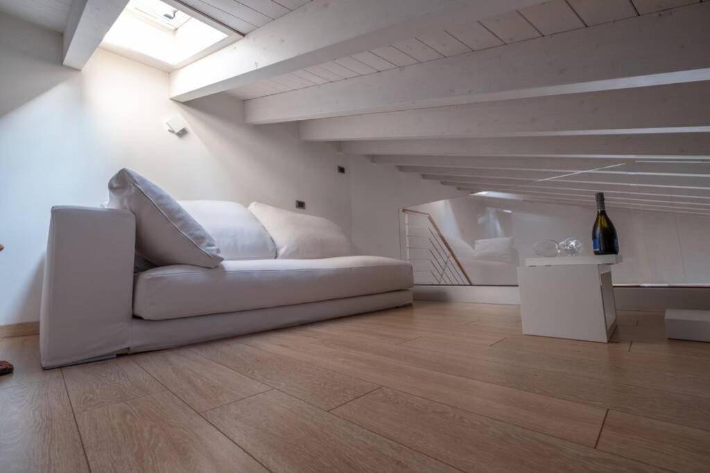 Happy Guest Apartments - Lake & Style Рива-ді-Сольто Екстер'єр фото